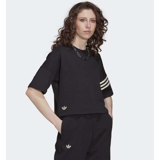 2-Adidas Originals Adicolor Neuclassics Teevv